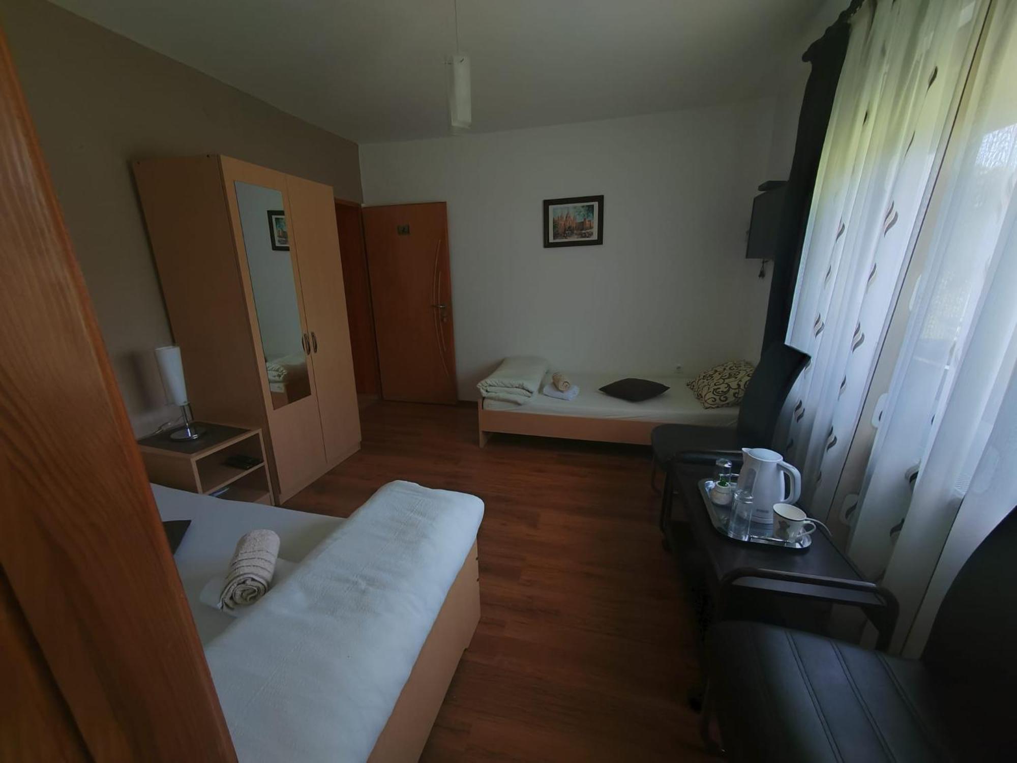 Stari Mlin Hotel Korenica Exterior photo